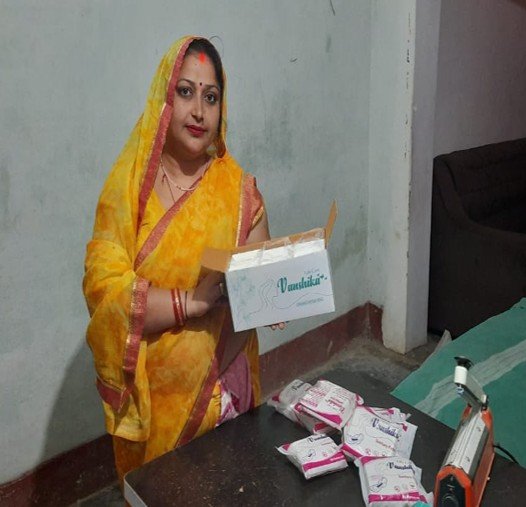 #MissionShakti #WomenEntrepreneur #RuralWomen #NeelamGupta #VanshikaLifecare #WomenEmpowerment #SHG #Bhadohi #Swavalamban #SocialChange