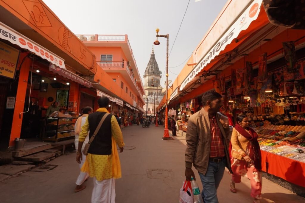 #Ayodhya #RamMandir #YogiAdityanath #AyodhyaTourism #RamTemple #AyodhyaEconomy #HanumanGarhi #KanakBhawan #ReligiousTourism #IndiaNews #UttarPradesh #AyodhyaDevelopment