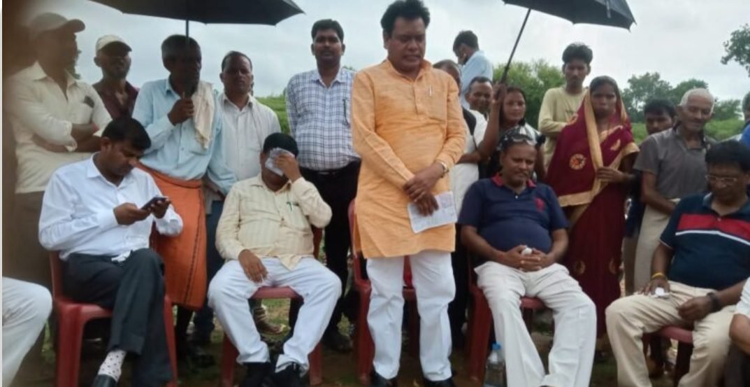 विधायक ने किया छठ घाट का शिलान्यास