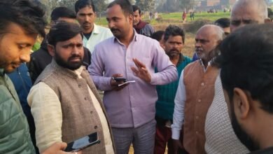 किसानों की सैकड़ों एकड़ की भूमि की फसल एनएचआई ने किया बर्बाद