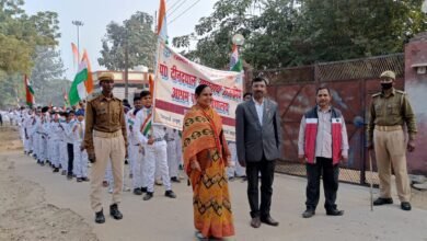 क्षेत्र में गणतंत्र दिवस की रही धूम, लहराये तिरंगा-बटी मिठाईयां