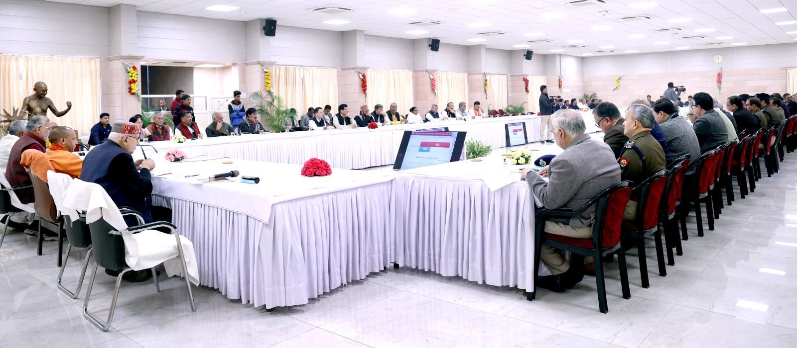 नए शहरों की स्थापना के लिए तेज करें प्रयास, नगरीय विकास का बनाएं मॉडल:मुख्यमंत्री