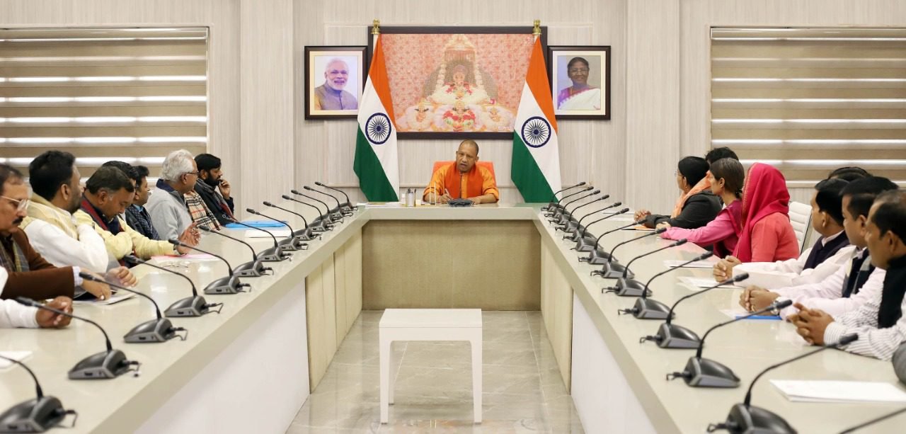 क्षेत्र के औद्योगिक विकास को रफ्तार देने में सहायक बनें जनप्रतिनिधि: मुख्यमंत्री