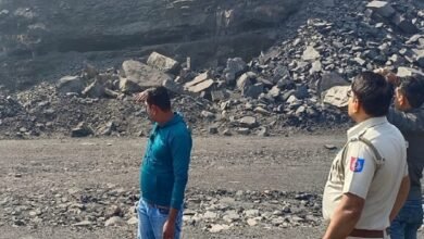 बीसीसीएल की बंद खदान धंसी : कइयों के दबे होने की आशंका