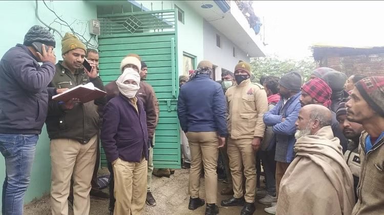 सर्दी से बचने जलाई पेट्रोमैक्स : दम घुटने से 2 बच्चों सहित 4 की मौत