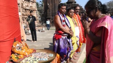 मुर्मू ने लिंगराज मंदिर में की पूजा-अर्चना