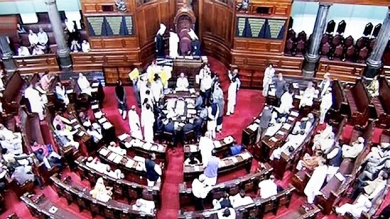 हिंडनबर्ग की रिपोर्ट को लेकर संसद में हंगामा