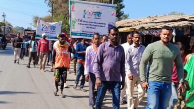 स्वच्छता अभियान को लेकर नगर पंचायत कर्मियों ने निकाली रैली