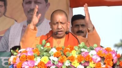 कम्युनिस्टों के साथ मिलकर सुरक्षा में सेंध लगाने आई है कांग्रेसः सीएम योगी