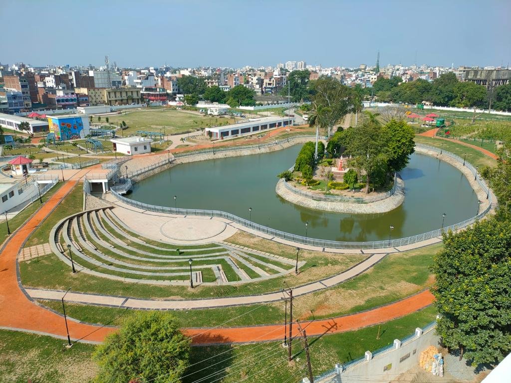 बेनियाबाग पार्क