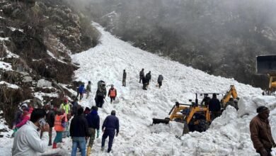 नाथुला में हिमस्खलन से छह लोगों की मौत, 150 लोगों के फंसे होने की आशंका