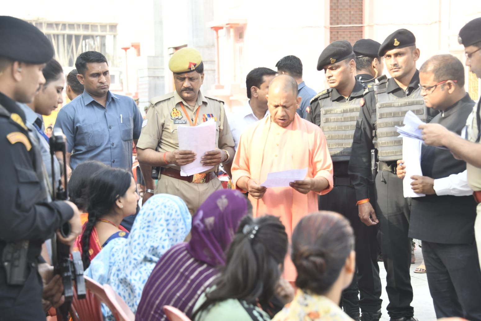 चिंता मत करिए,सभी योजनाओं का दिलाएंगे लाभ : मुख्यमंत्री