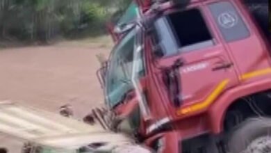 मुरादाबाद में पिकअप वैन और ट्रक की टक्कर, 8 लोगों की मौत