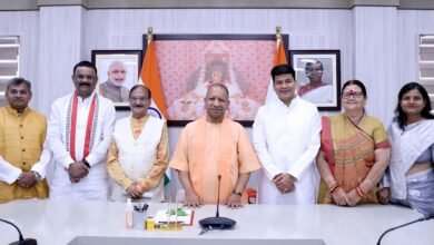 आत्मनिर्भर भारत की तर्ज पर नगर निगमों को भी बनाएं आत्मनिर्भरः सीएम योगी