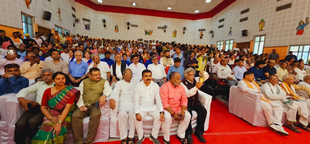 पीएम मोदी के मानव केंद्रित सोच से देश में परिवर्तन : एस जयशंकर