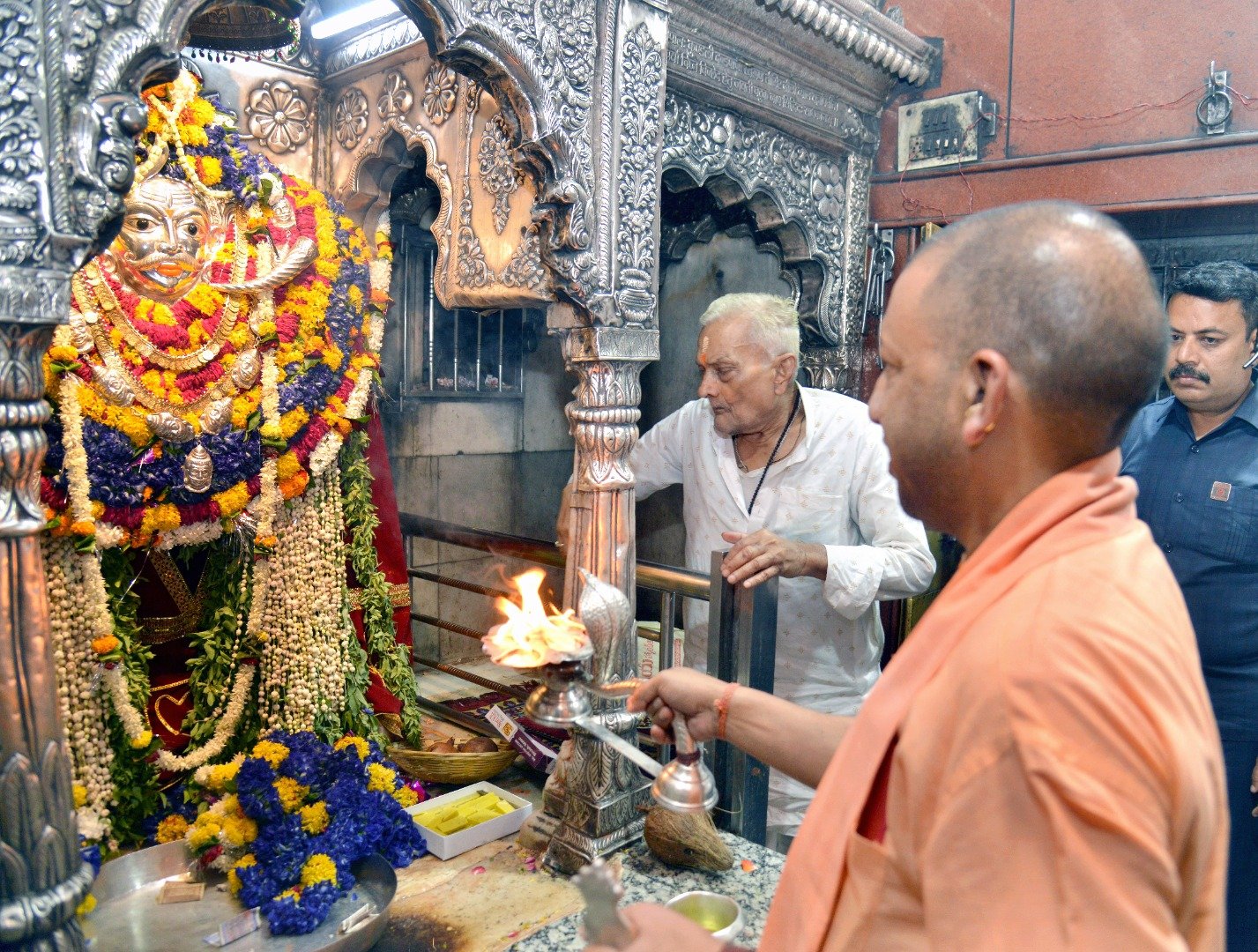 मुख्यमंत्री ने काल भैरव मंदिर में भी किया दर्शन
