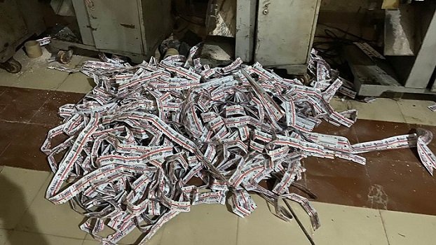 रायपुर में गुटखा फैक्ट्री में छापा, करोड़ों का नकली माल बरामद