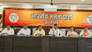 बैठक में प्रदेश संगठन महामंत्री धर्मपाल सिंह ने अब तक सम्पन्न हुए कार्यक्रमों की समीक्षा, आगामी कार्यक्रमों के तैयारियों पर की चर्चा.20 जुन को वाराणसी लोकसभा क्षेत्र में होगी जनसभा.