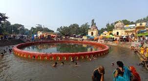 मुख्यमंत्री ने की नैमिष धाम व आस-पास के धार्मिक पर्यटक स्थलों के जीर्णोद्धार व सुंदरीकरण परियोजनाओं की प्रगति की समीक्षा.नैमिषारण्य के समग्र विकास के लिए प्रतिबद्ध है सरकार, हो रहा नियोजित प्रयास: मुख्यमंत्री.