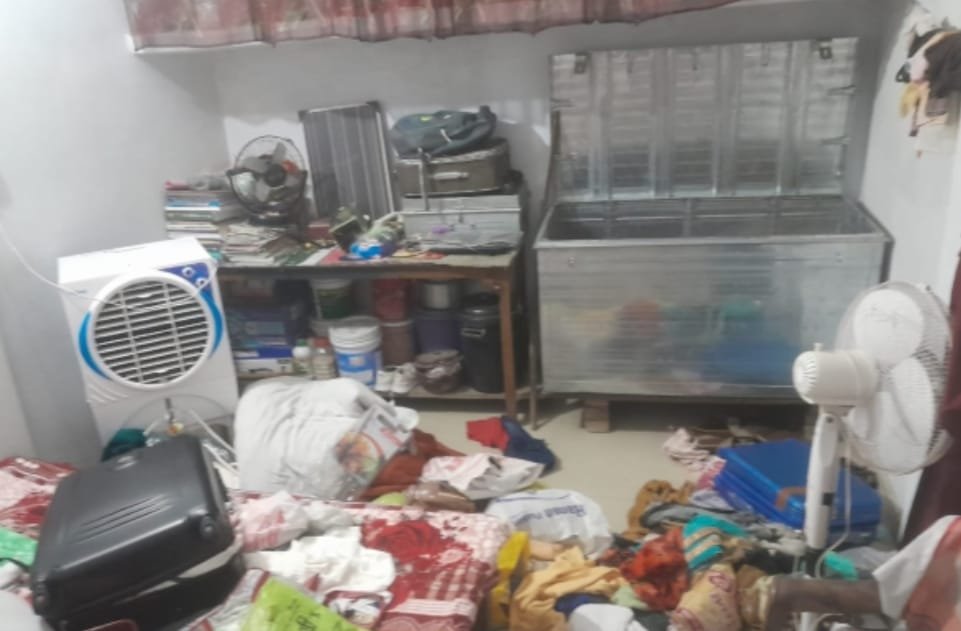 घर का ताला तोड़कर लाखों की चोरी,जांच में जुटी पुलिस
