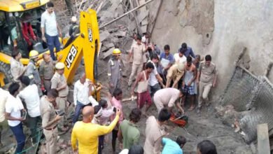 यूपी के बुलंदशहर में लेंटर गिरने से चार की मौत