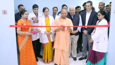 सीएम योगी ने मेदांता हॉस्पिटल की कैंसर यूनिट का किया उद्धाटन