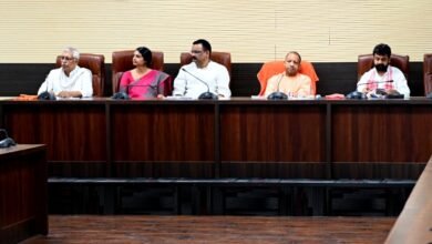 पार्षदगण नागरिकों के साथ बैठें, उनकी समस्याओं को सुनें और स्वच्छता रैली भी निकालें