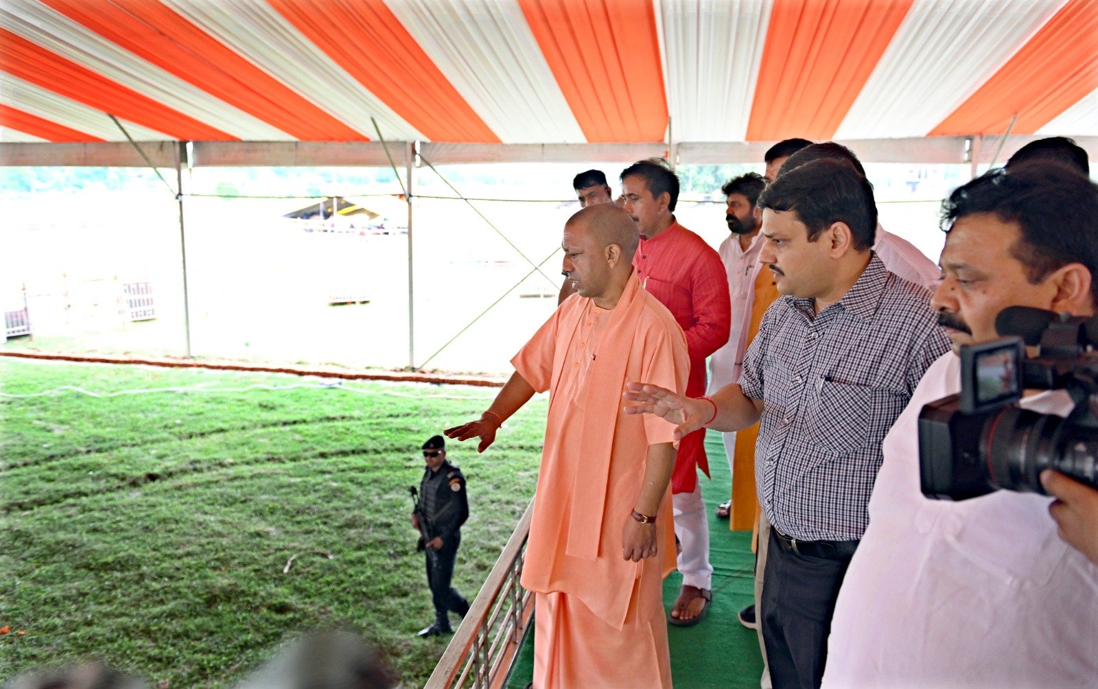 प्रधानमंत्री की मंशा के अनुरूप काशी की छवि दिखनी चाहिए: मुख्यमंत्री