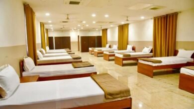 भक्तों को काशी विश्वनाथ धाम के अंदर बाबा दरबार के पास रह कर दर्शन पूजन का मिल रहा मौका