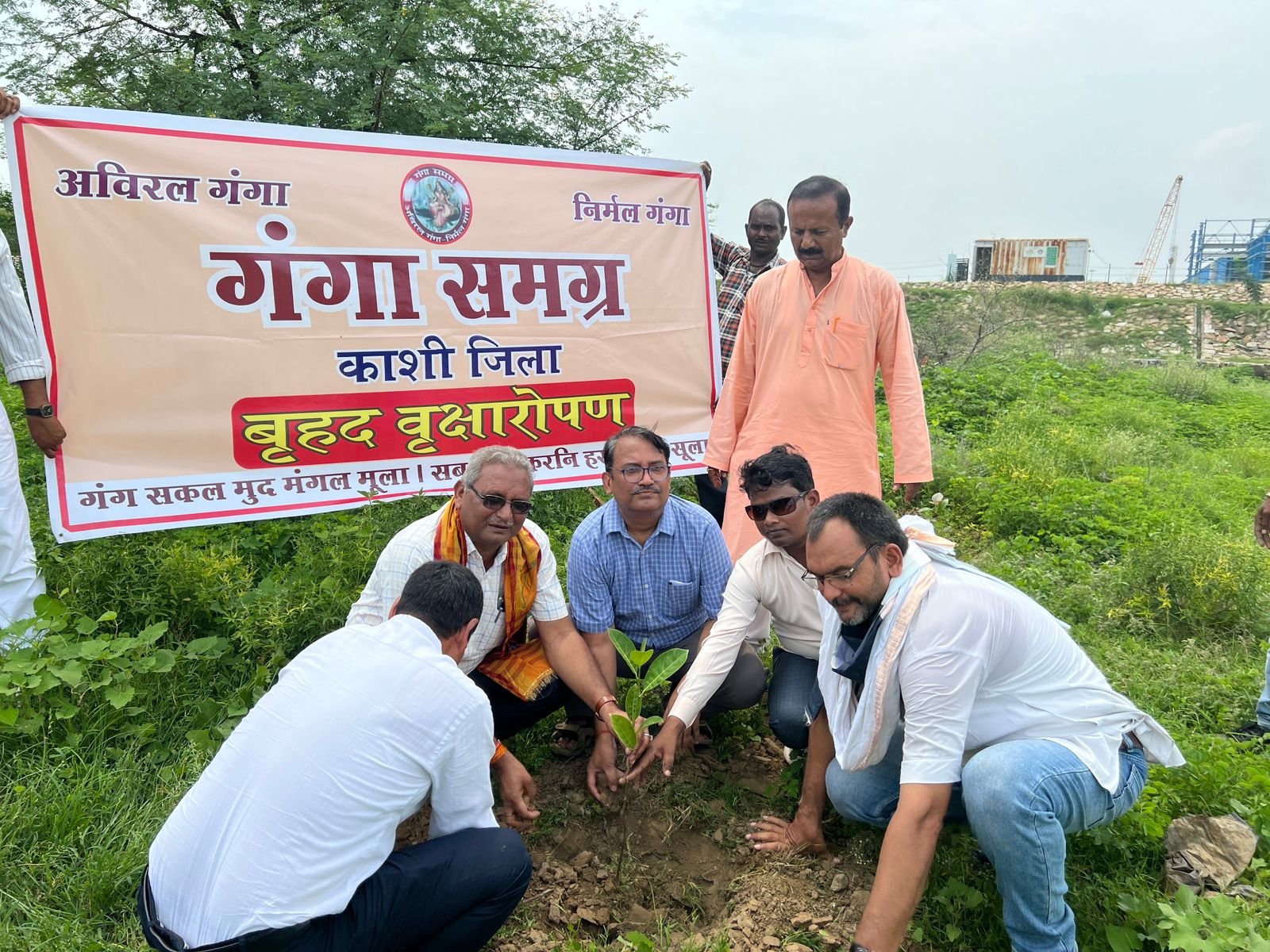 पर्यावरण और जल संरक्षण में देववृक्षों का महत्व सर्वाधिक : पवन कुमार चौहान