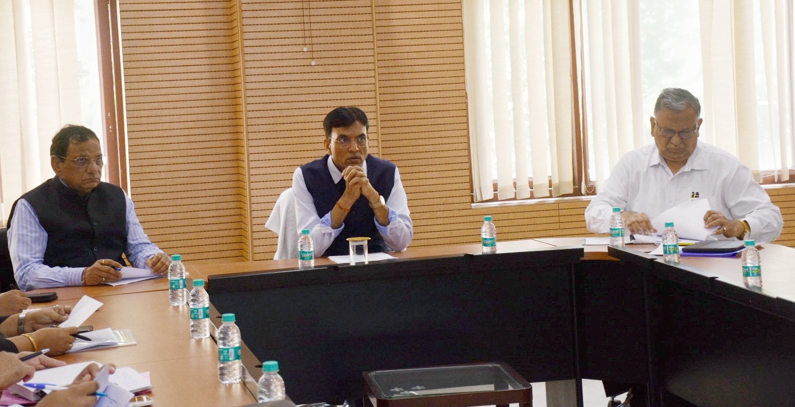 Union Health Minister appreciates the efforts of BHU in implementing Ayushman Bharat Scheme