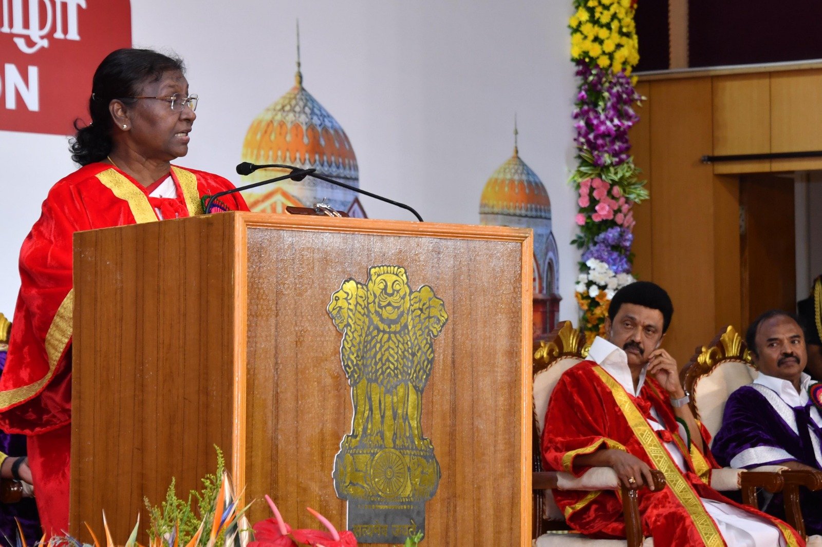 मद्रास विश्वविद्यालय अत्याधुनिक शोध में और अधिक निवेश करे :मुर्मू