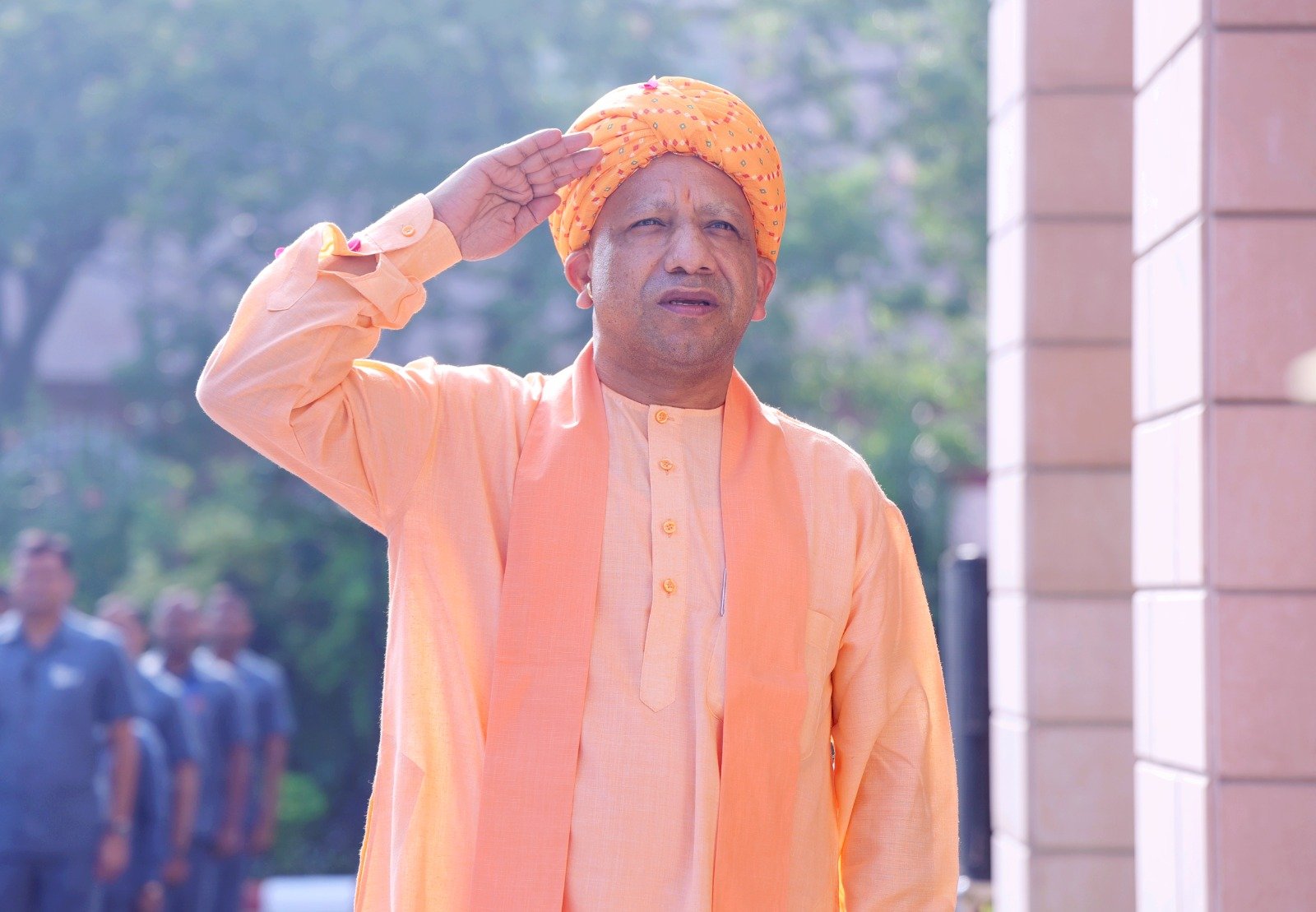 सीएम ने 77वें स्वतंत्रता दिवस के अवसर पर विधान भवन पर किया ध्वजारोहण