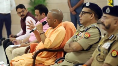मुख्यमंत्री योगी आदित्यनाथ ने उत्तर प्रदेश राज्य फॉरेंसिक विज्ञान संस्थान के प्रथम शैक्षणिक सत्र 2023-2024 के छात्रों से किया संवाद