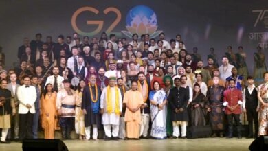 जी 20 देशों के संस्कृति मंत्रियों की बैठक के बाद अंतरराष्ट्रीय सांस्कृतिक कार्यक्रम 'सुर वसुधा' में शामिल हुए मुख्यमंत्री योगी आदित्यनाथ