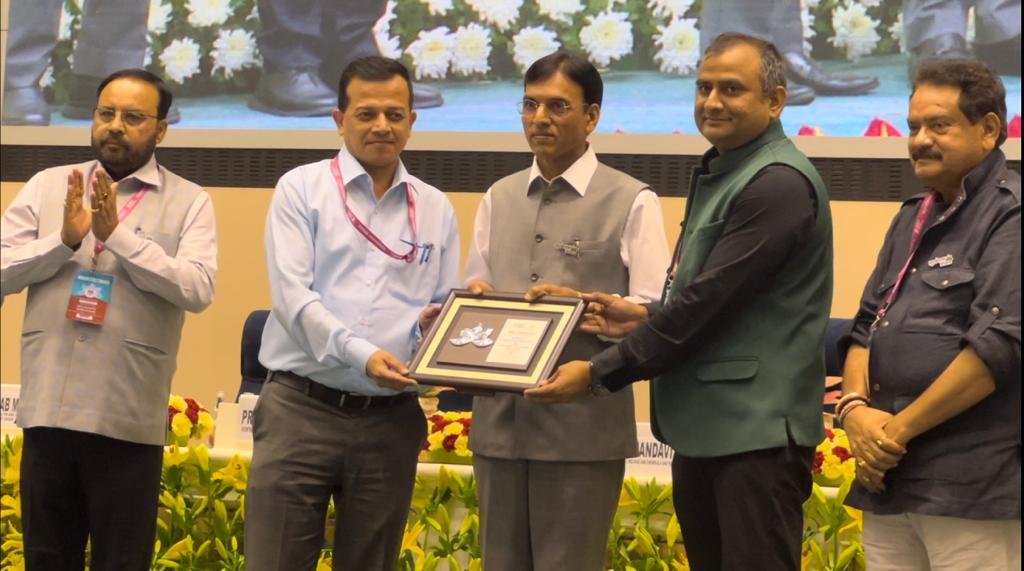 आयुष्मान योजना : यूपी को मिले दो अवार्ड