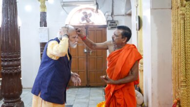कांग्रेस देश के हिन्दुओं और गरीबों को बांटने का कर रही कुचक्र- मोदी