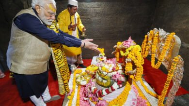 उत्तराखंड के हर गांव में देश के रक्षक हैं : मोदी