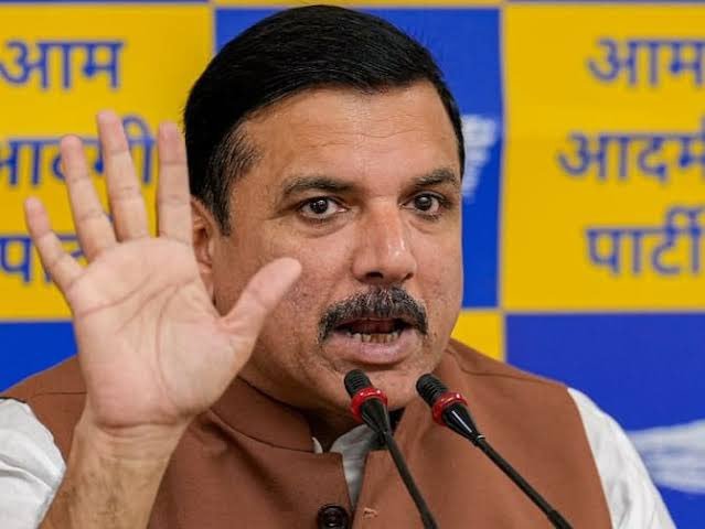 ईडी ने आप सांसद सांसद संजय सिंह को गिरफ्तार किया