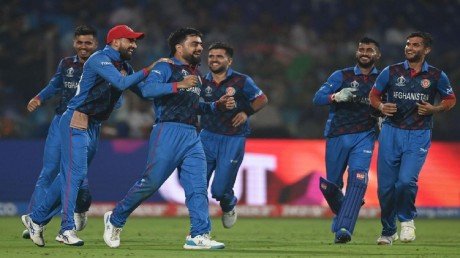 अफगानिस्तान ने किया उलटफेर, इंग्लैंड को 69 रन से हराया