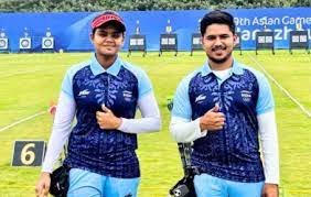 ज्योति और ओजस ने तीरंदाजी में कंपाउंड मिश्रित टीम स्पर्धा में जीता स्वर्ण पदक