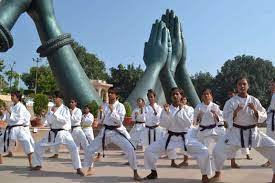 काशी में गंगा किनारे नमो घाट पर हुआ मिशन शक्ति का आगाज