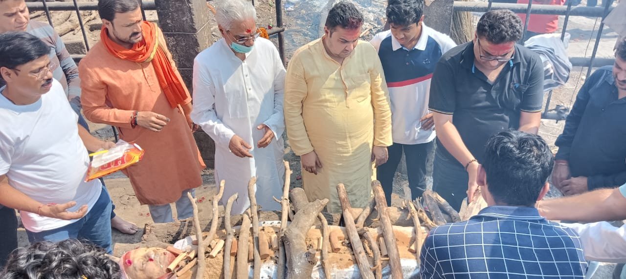 वरिष्ठ भाजपा नेता हर्षपाल कपूर का शरीर पंचतत्व में विलीन.भाजपा नेता ने मरणोपरांत किया नेत्रदान.