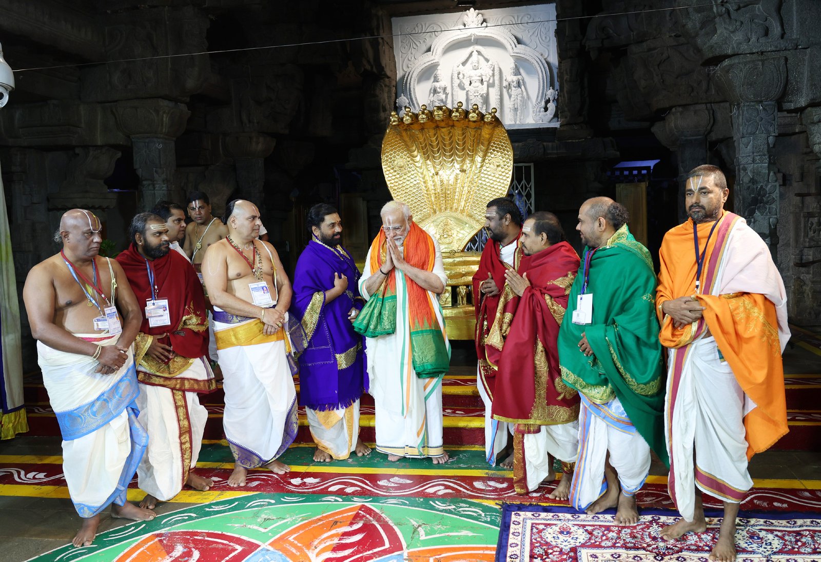 मोदी ने तिरुमला में भगवान वेंकटेश्वर की पूजा-अर्चना की