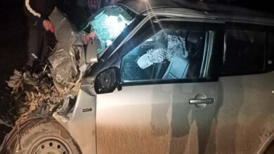 हाइवा ने कार को मारी टक्कर, IPS के माता-पिता और नानी की मौत