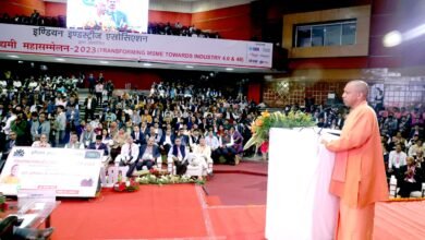 बोले मुख्यमंत्री - पूरी दुनिया विश्वास के भाव से उत्तर प्रदेश को देख रही
