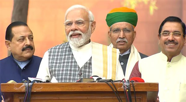 विपक्ष संसद को पराजय का गुस्सा निकालने का मंच ना बनाएं : मोदी