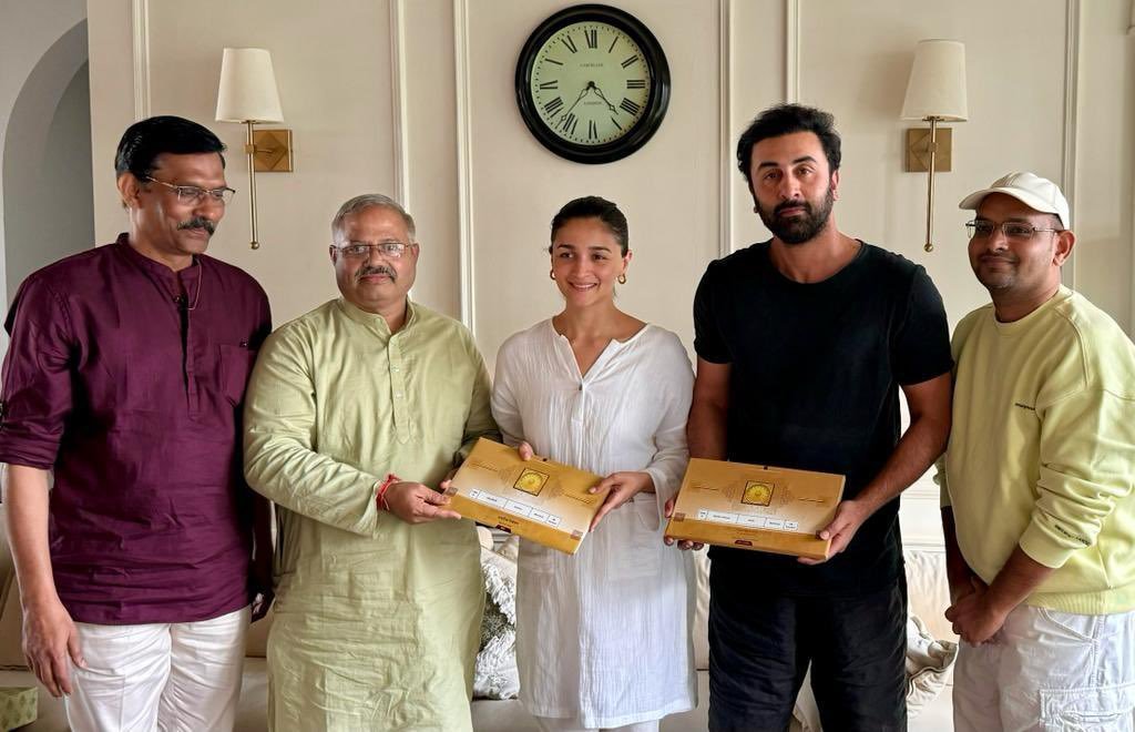 रणबीर कपूर, आलिया भट्ट को श्री रामजन्मभूमि मंदिर समारोह के लिए निमंत्रण मिला