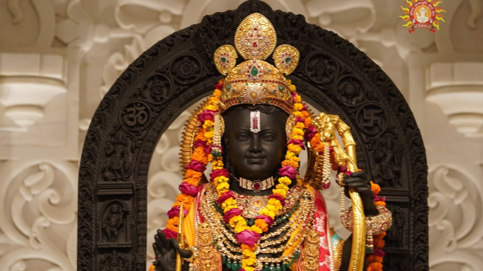 सिर्फ 12 दिन में बनकर तैयार हुए रामलला के आभूषण