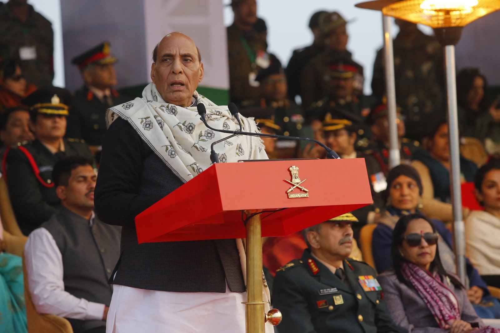 सशस्त्र बलों की मजबूती और सैनिकों का कल्याण सरकार का संकल्प: राजनाथ